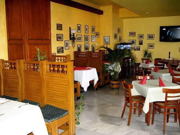 Hotel Rila Βουδαπέστη Εστιατόριο φωτογραφία
